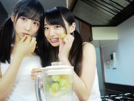 ☆AKB48♪小栗有衣＆久保怜音『月刊エンタメ11月号』グラビア公開