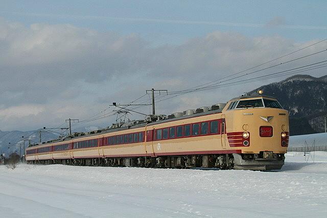 磐梯山から 去り行く 485系 快速[あいづ]2