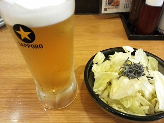 生ビール塩キャベツ.jpg