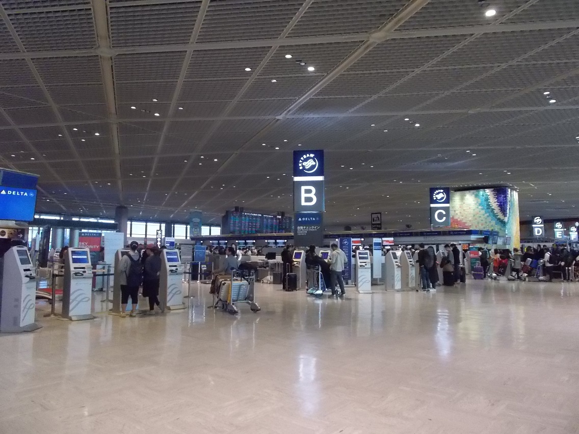 成田空港デルタ スカイクラブが一つになっています ラスベガス ロサンゼルスの旅 楽天ブログ