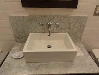 堂島ホテル洗面台