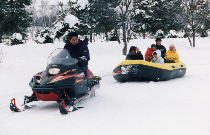 スノーラフティング