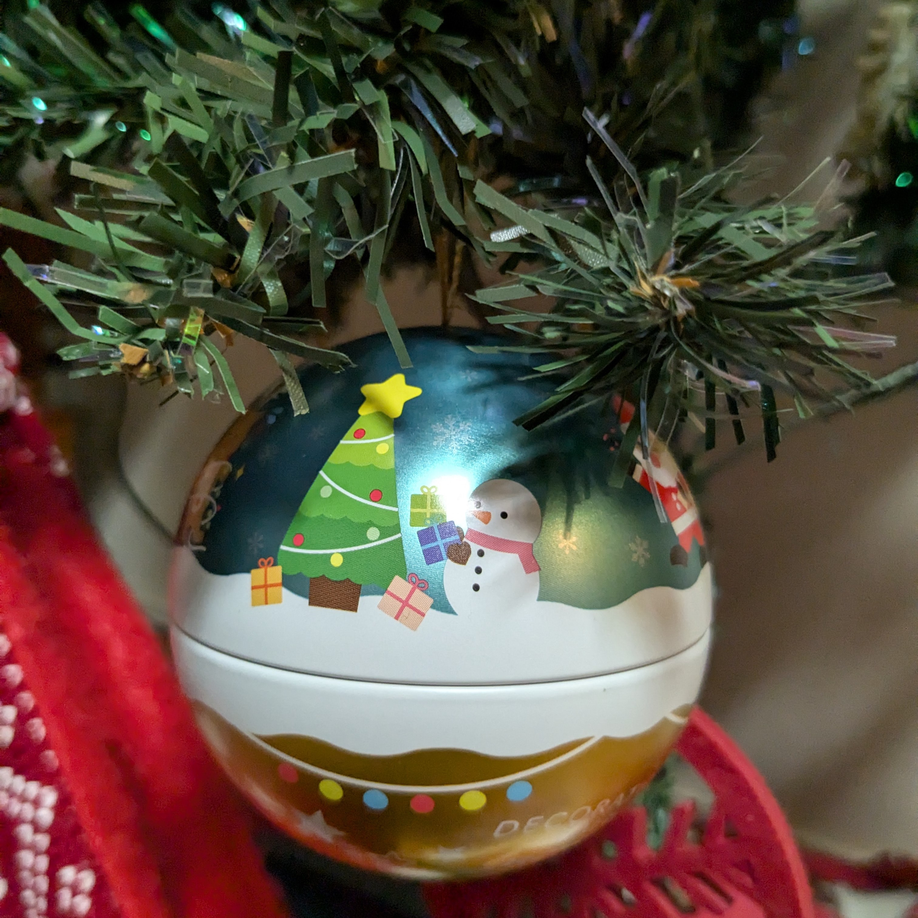 ロイズ　クリスマス デコレーションボール クリスマスツリーのオーナメントになる