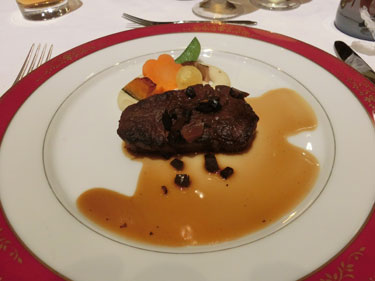 和牛フィレステーキ　トリュフソース