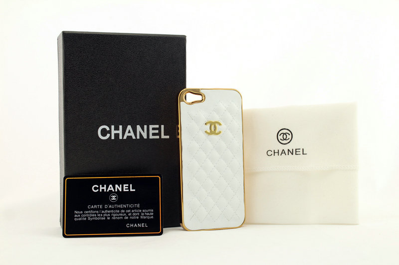 Chanel-iPhone-5-Case-008.jpg