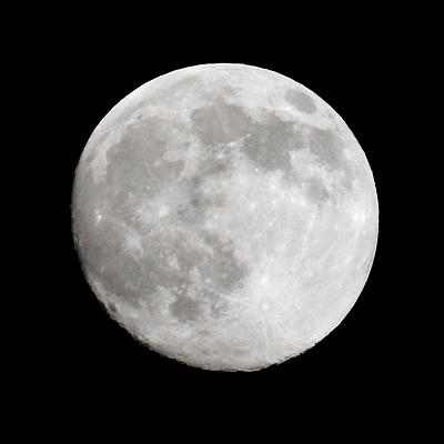 十五夜の月