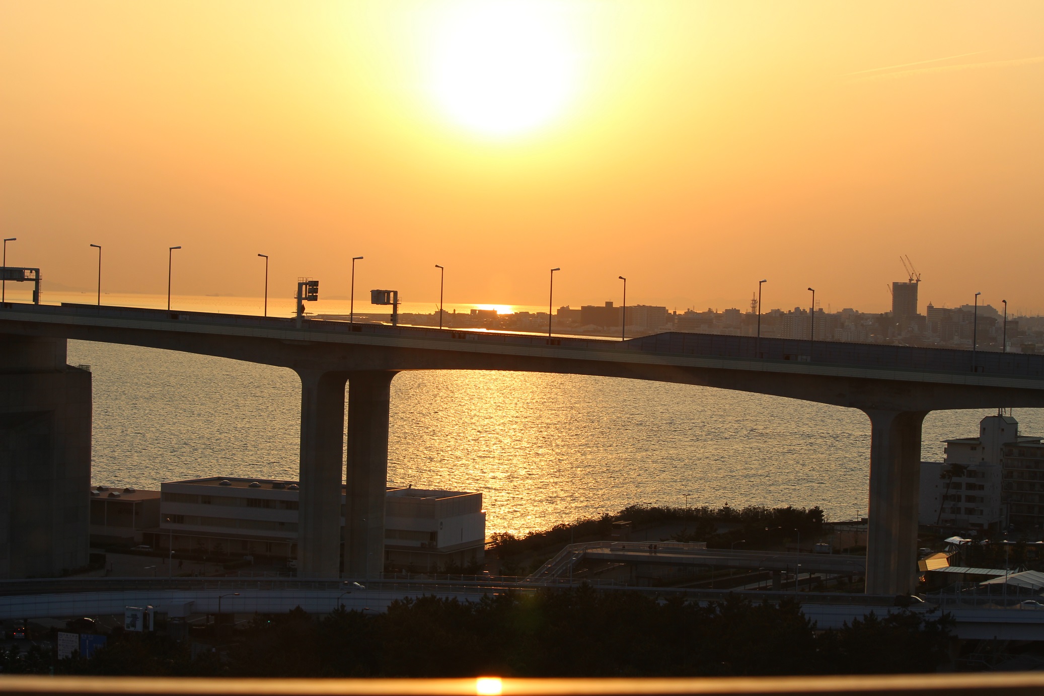 明石海峡大橋の夕日