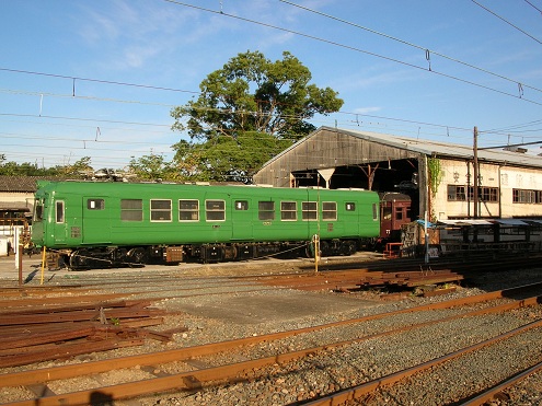 熊本電鉄　北熊本駅構内　車庫