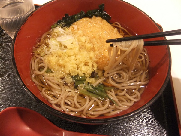 千住３丁目・越後そばの北千住そば２