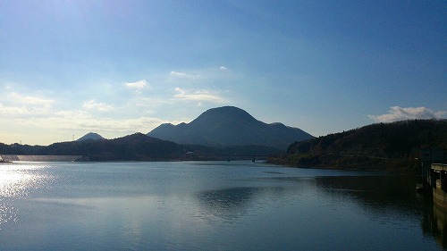 20141128七ツ森鎌倉山笹倉山遠景.jpg