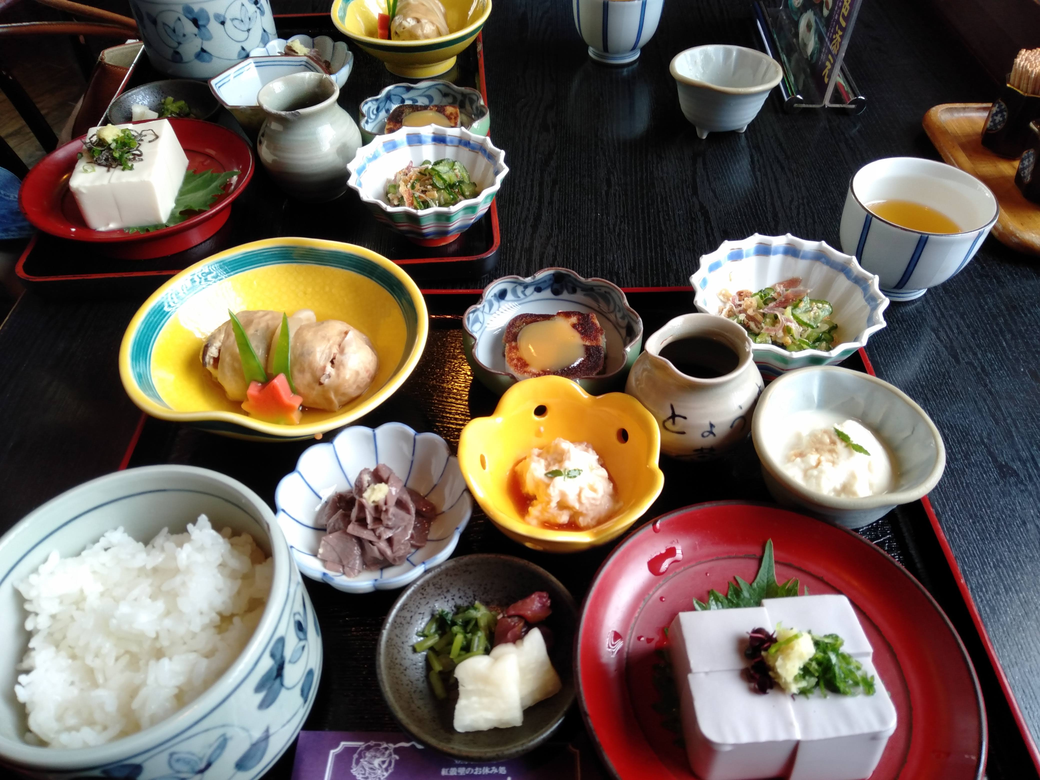 そうだ京都に行こう とようけ茶屋でお豆腐三昧なランチを堪能しました アネモネ別館 楽天ブログ