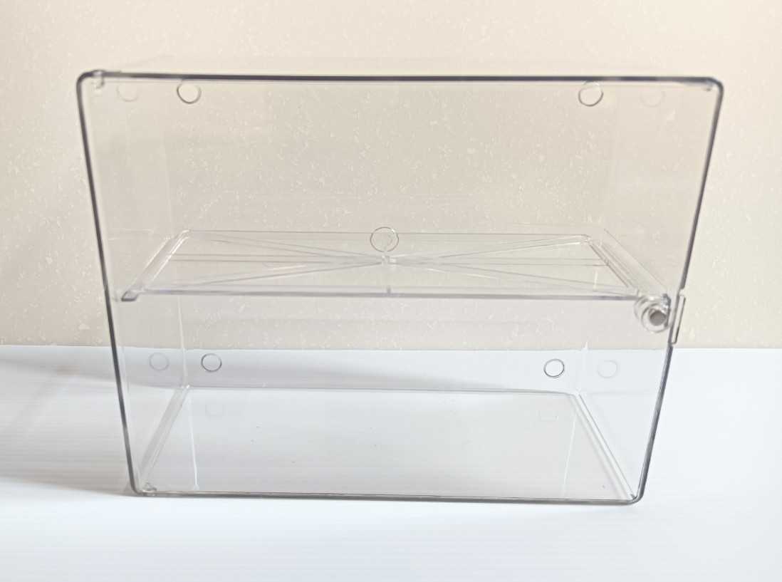 ダイソー 壁にも付けられるディスプレイケース2段 | 日々雑記～趣味と