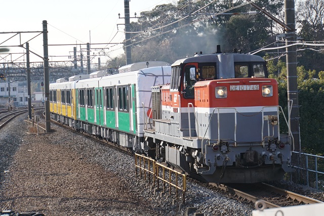 DE10 1749 & EF65 2094牽引 静岡鉄道 A3000形 3003編成+3004編成 甲種5