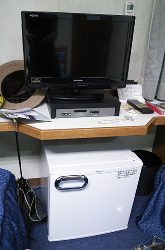 東京ビジネスホテル-TV&冷蔵庫