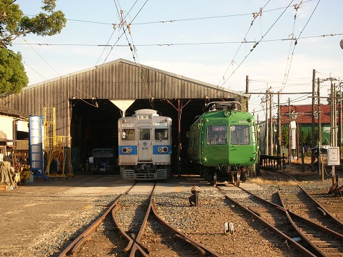 熊本電鉄　北熊本駅　構内　電車庫