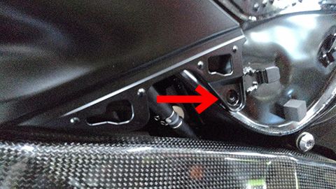 YZF-R6 2017 タンクカバーを外す | ハイゼ～ット小僧 - 楽天ブログ
