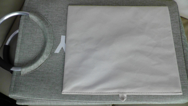 ランドリーボックスの底敷き