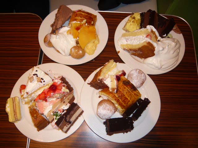 プリンロールのテンコ盛り