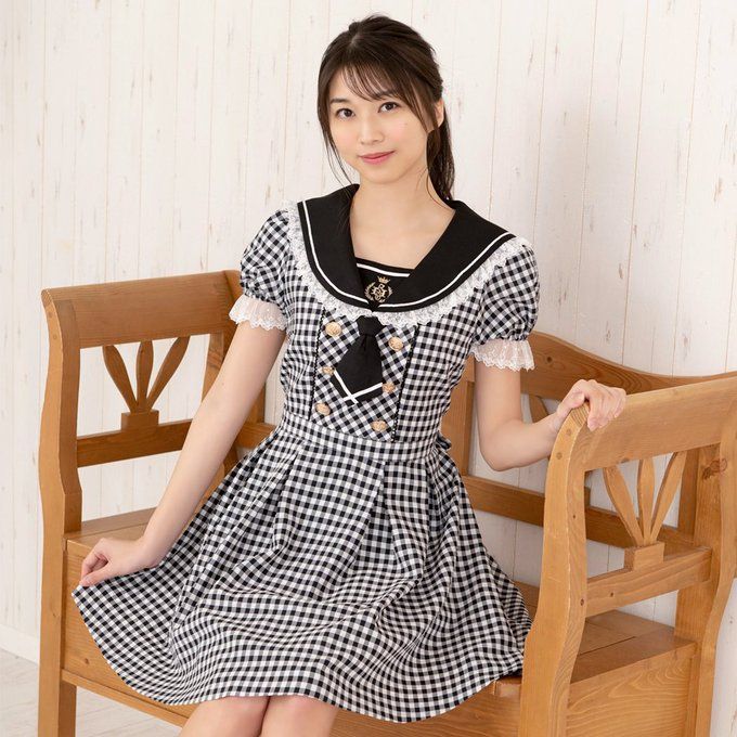 牧野真莉愛 モーニング娘 セーラーワンピにマリンアイテム 毎日がなっちとハロプロの日 楽天ブログ