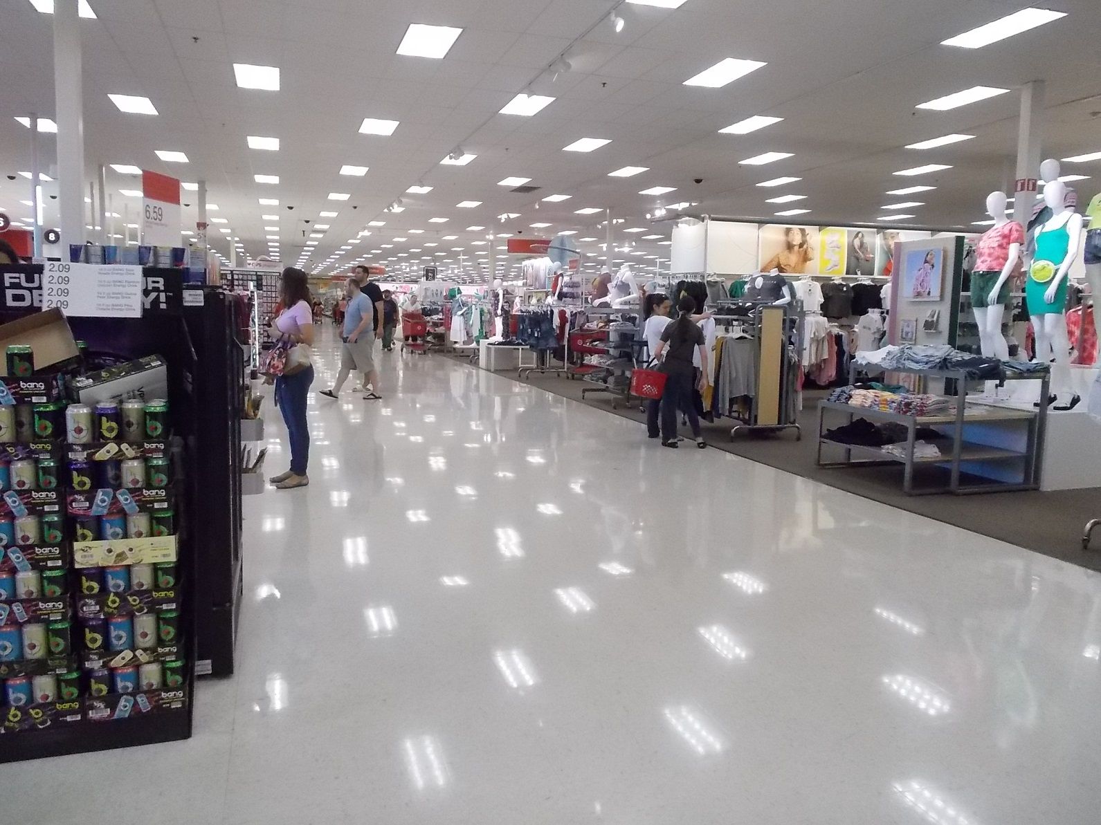 ターゲット ラスベガス・ブルーダイヤモンド店 Las Vegas Target Blue Diamond Rd ラスベガス ロサンゼルスの