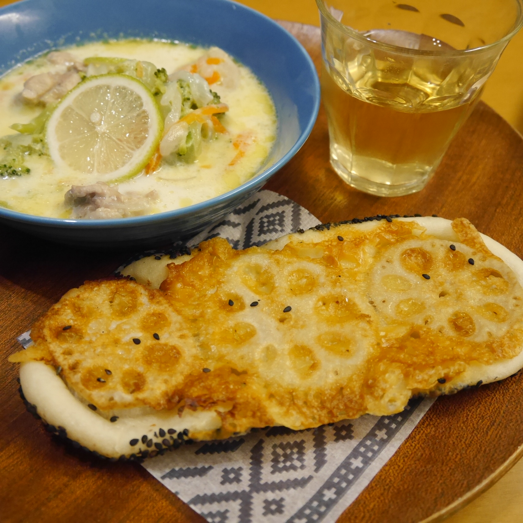 bakery milk_れんこんチーズとワイン