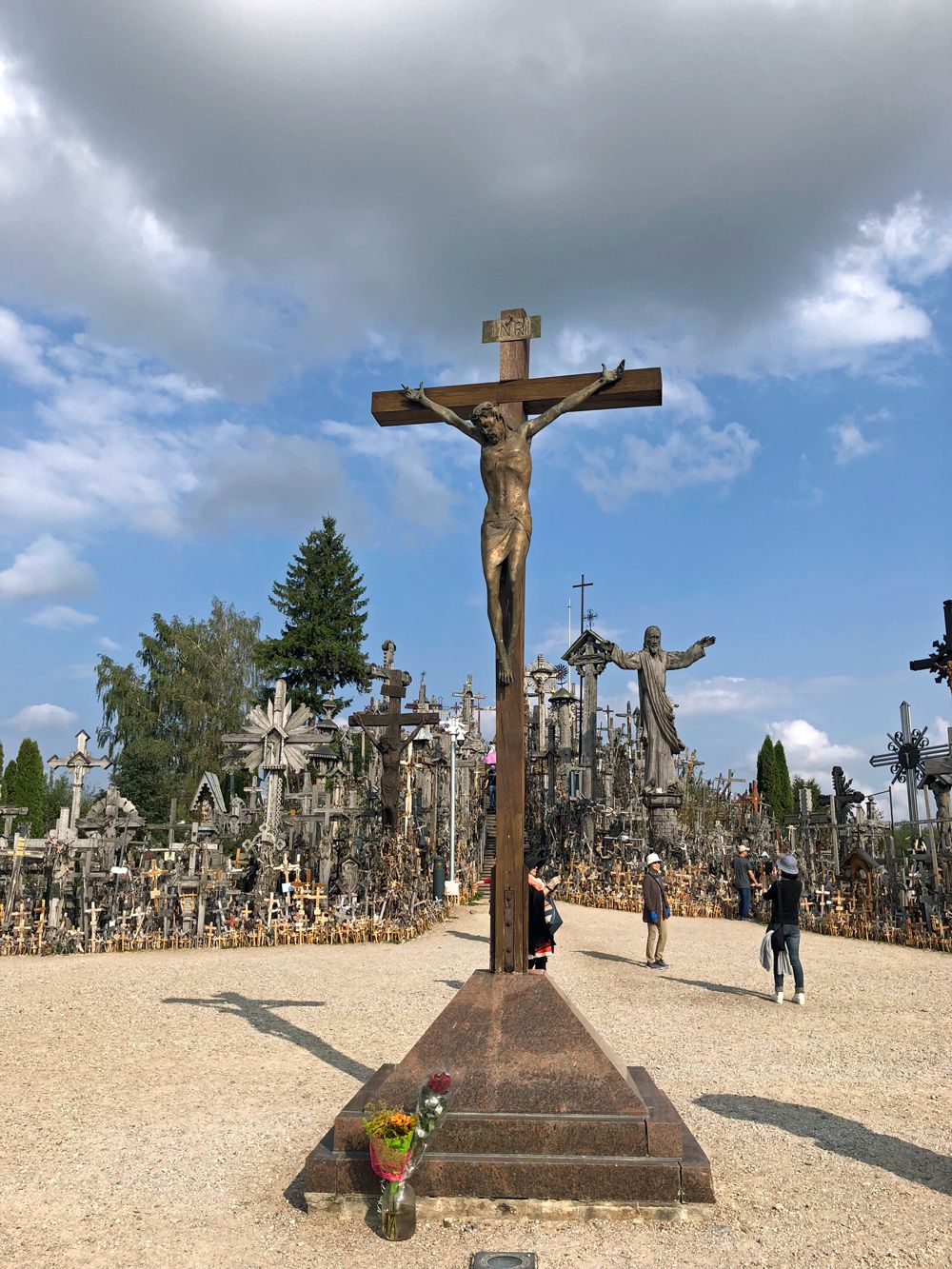 リトアニア トラカイ城 杉原記念館のあるカウナス 十字架の丘 シャウレイ あしたの風 楽天ブログ