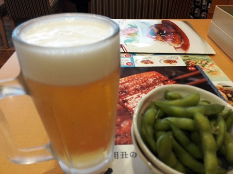 生ビールと枝豆.jpg