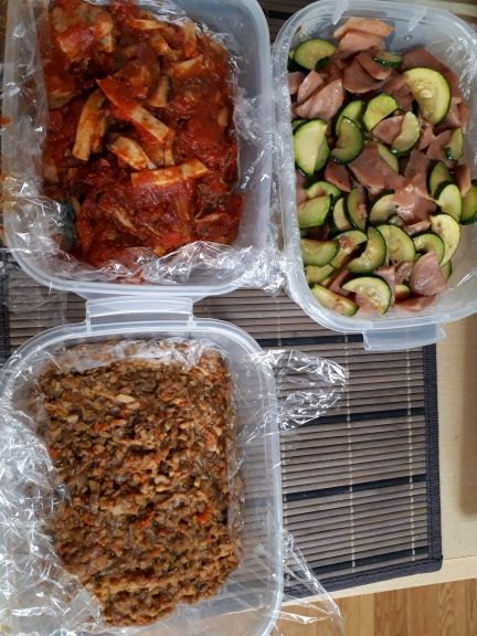 最近までの作りおき冷凍弁当/レシピ本見て
