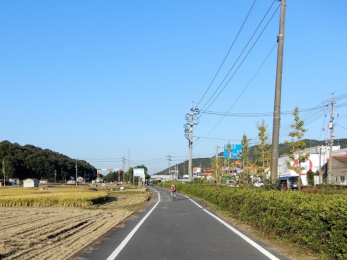 1674下津井電鉄廃線跡自転車道.JPG