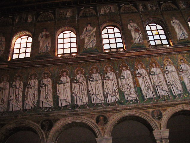 イタリア、ラベンナの聖堂モザイク