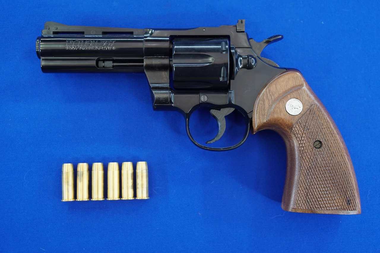 あい専用 MGCコルトパイソン.357Magnum 6インチ ABS樹脂-