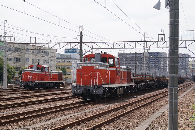 DE10 1751牽引 田端 チチキ工臨3