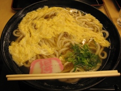 得得玉子とじうどん480円