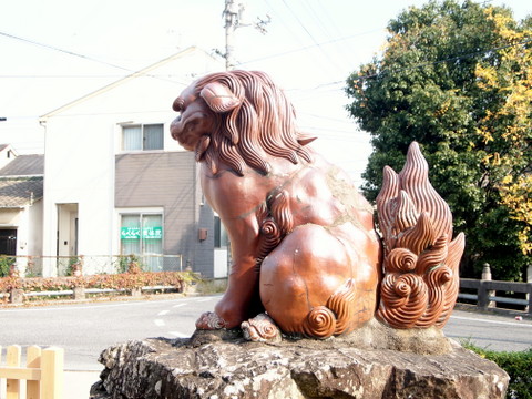 吉備津彦神社・吽形狛犬