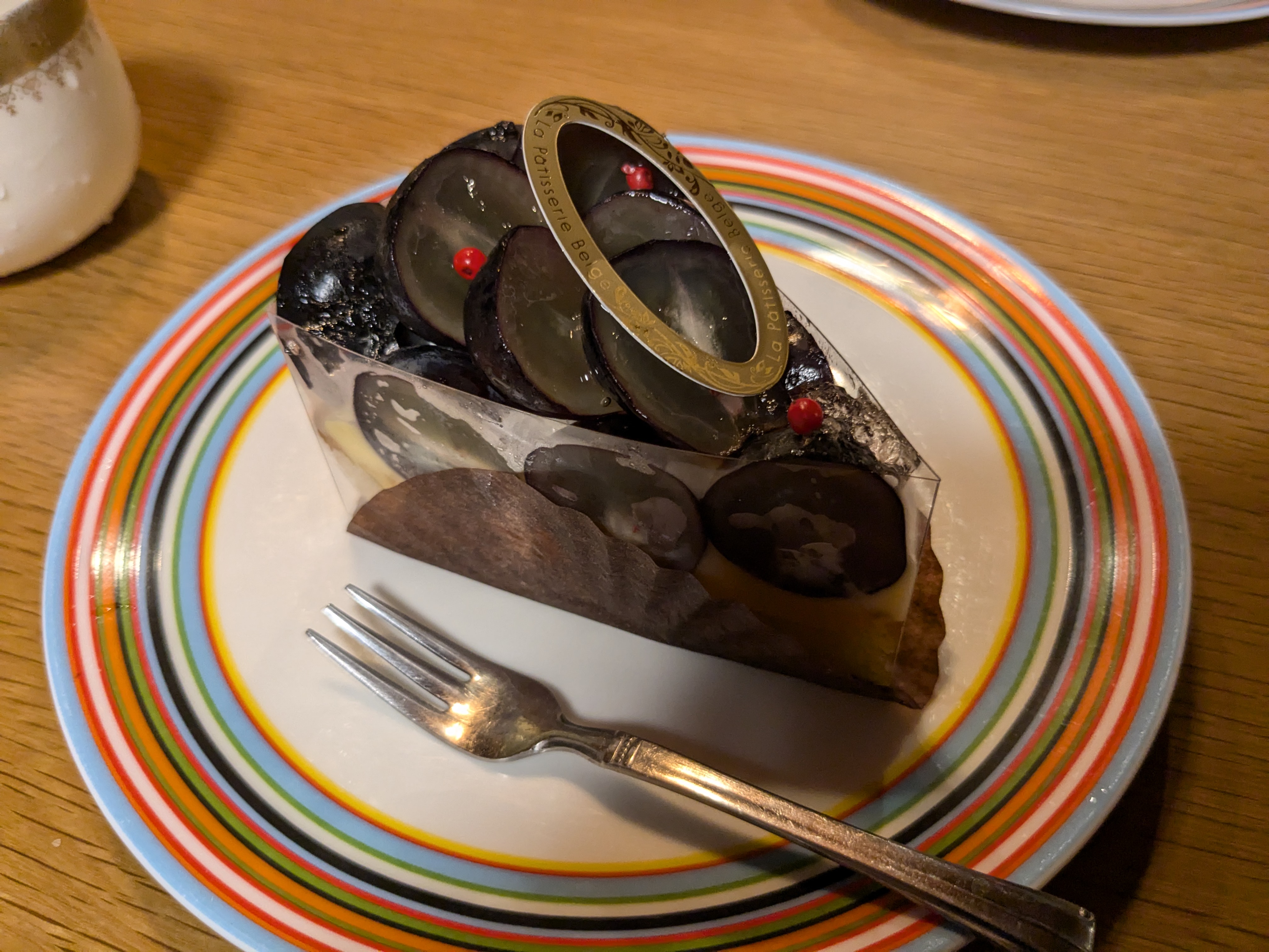 鴨川市ケーキ屋　ラ・パティスリー・ベルジュ　期間限定ナガノパープルのタルト