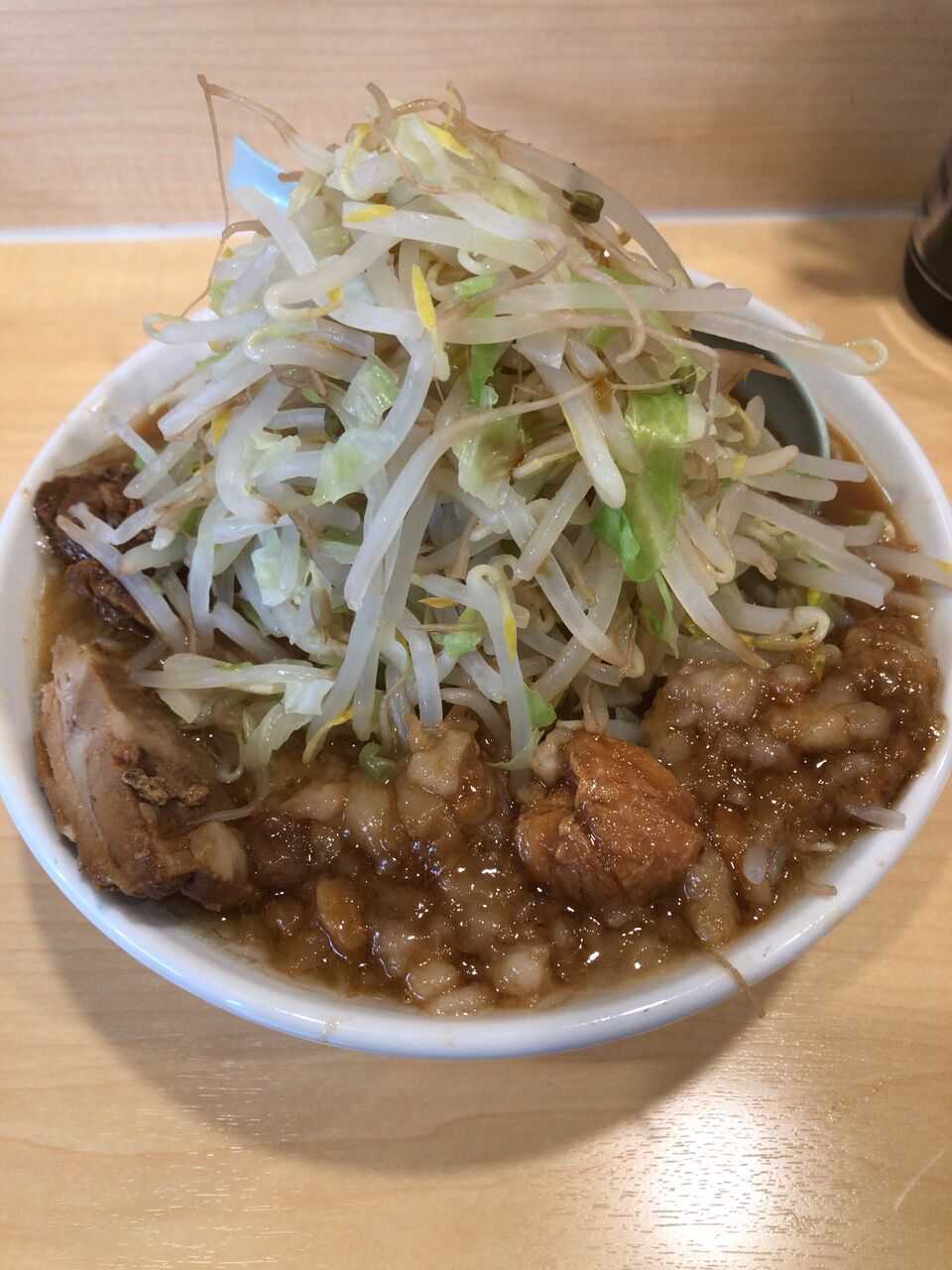 練馬 二郎系ラーメン ぶたまる本店 ブー郎250グラム780円 サラリーマン 孤独のランチ と 人生観 楽天ブログ