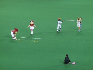 mascot2.jpg