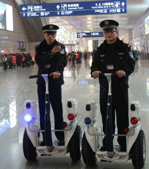中国の公安御用達の電動平型自転車