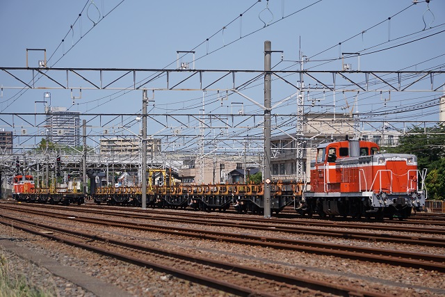 DE10 1751牽引 田端チキ工臨 & DE10 1704バトンタッチ2