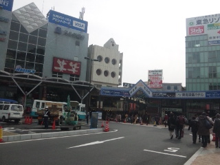 熱海駅前