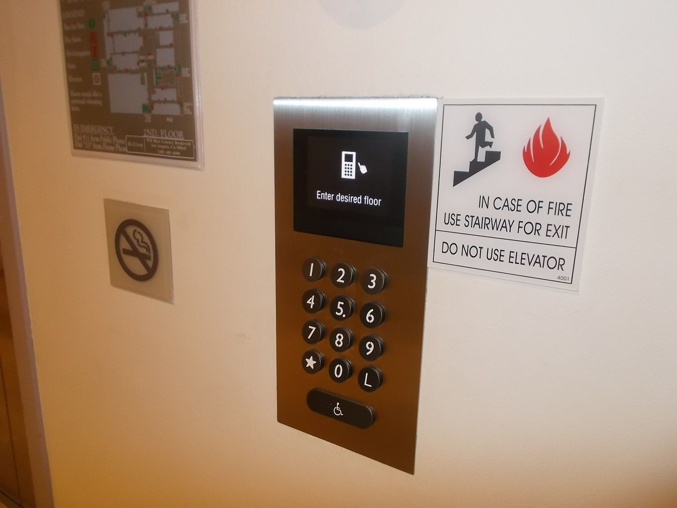 ロサンゼルス ヒルトン エアポートホテル エレベーターの乗り方 18年5月1日 ラスベガス ロサンゼルスの旅 楽天ブログ