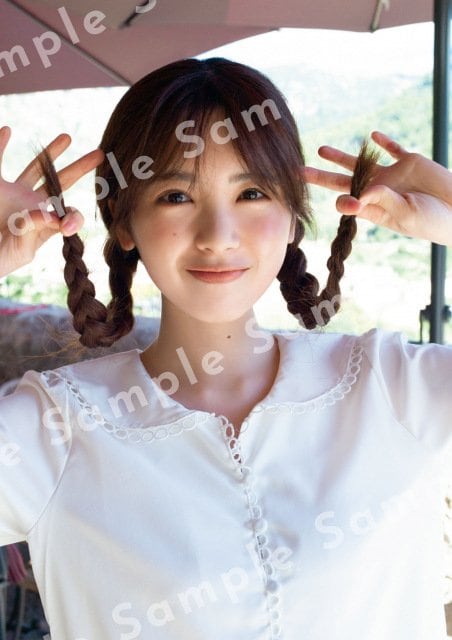 筒井あやめ 感情の隙間 特典2種セット しおり カード ポスター3種 ☆乃木坂46♪筒井あやめ、1st写真集『感情の隙間』書店別特典