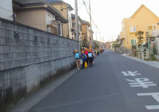 20160108大相模小学校交通安全オジサン０２