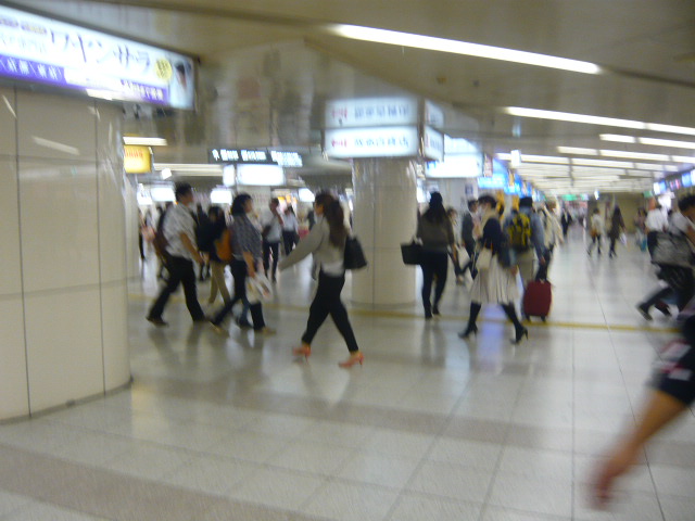 曽根崎警察署へ
