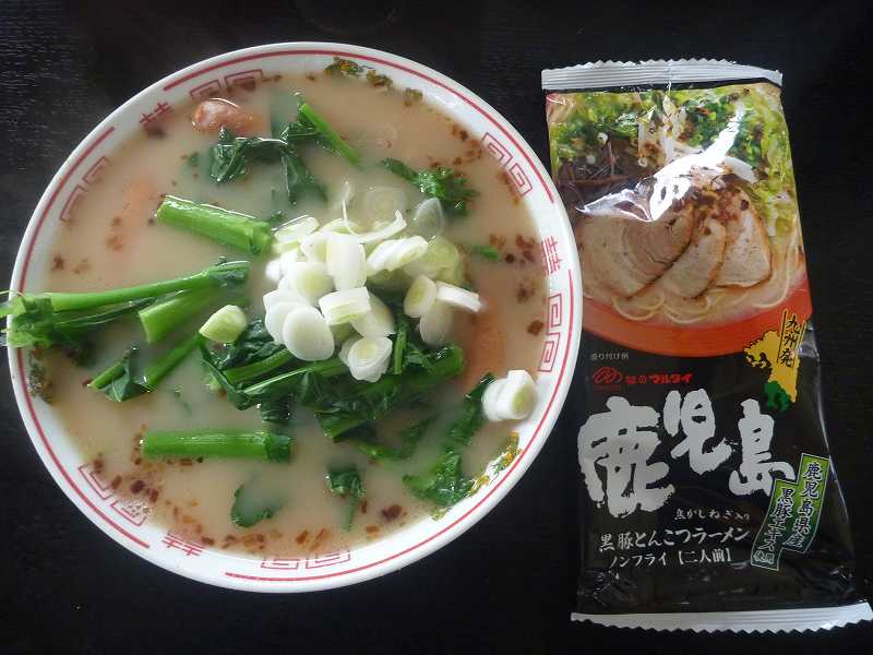 ノラボウ菜で　ラーメン。