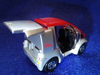 トミカ No.38 トヨタ車体 コムス タカラトミー 鉄道・自動車の模型