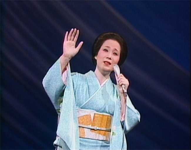 NHKDVD ビッグショー 島倉千代子—歌ひとすじ— Amazon.co.jp: NHKDVD ビッグショー 島倉千代子―歌ひとすじ