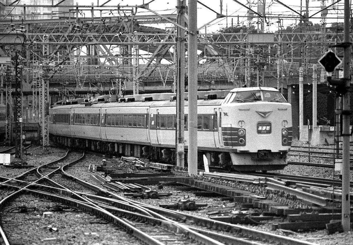 183系1000番台：特急「あまぎ」 | マル鉄鉄道写真館2 - 楽天ブログ