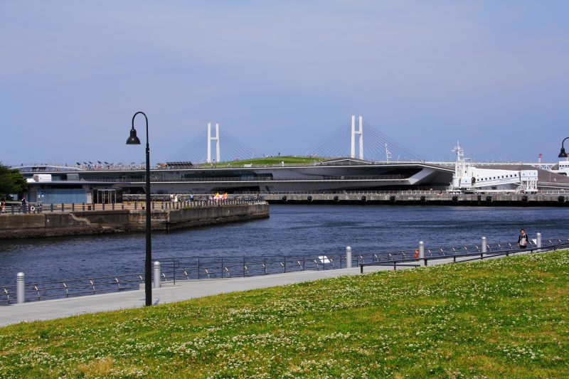 横浜大桟橋_03大桟橋、象の鼻パーク.jpg