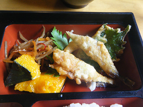 アメリカンステーションの「シシャモ天」♪